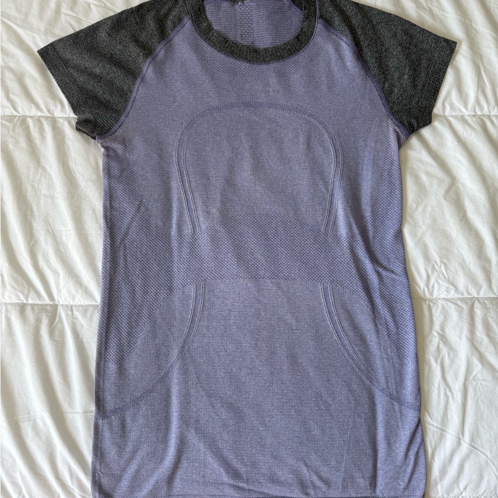 lululemon athletica swiftly tee Heathered Purple and Charcoal Tee size 6